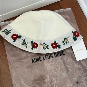 Aimé Leon Dore Knit Floral Bucket Hat (NWT)